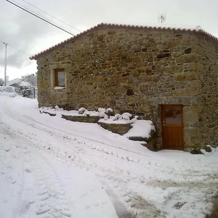 Casa Do Pelourinho * Rebordainhos