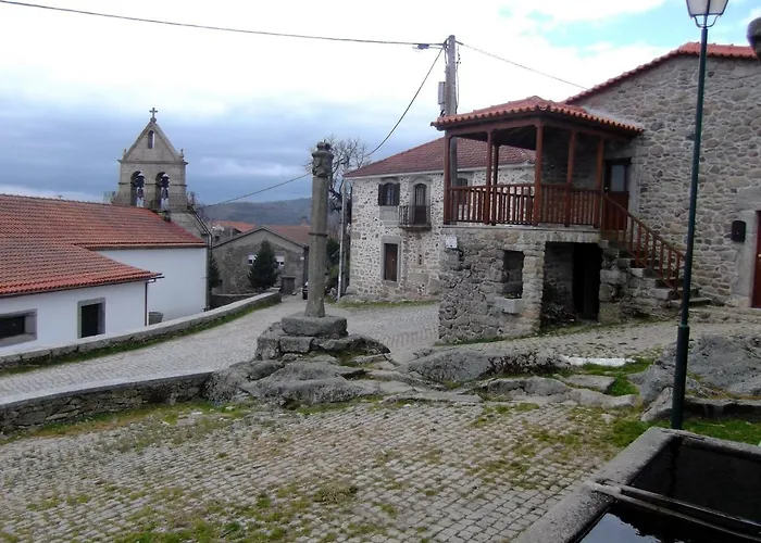 Casa Do Pelourinho * Rebordainhos